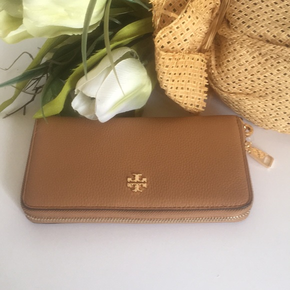 Tory Burch carter smartphone bi- fold wallet - Picture 3 of 4
